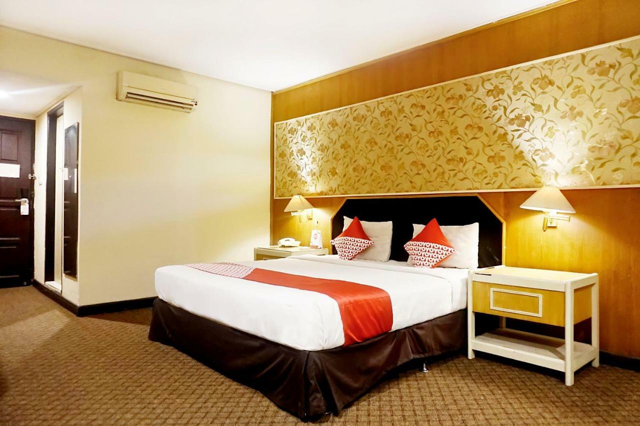 Oyo 805 Hotel Dyan Graha Pekanbaru Exterior foto