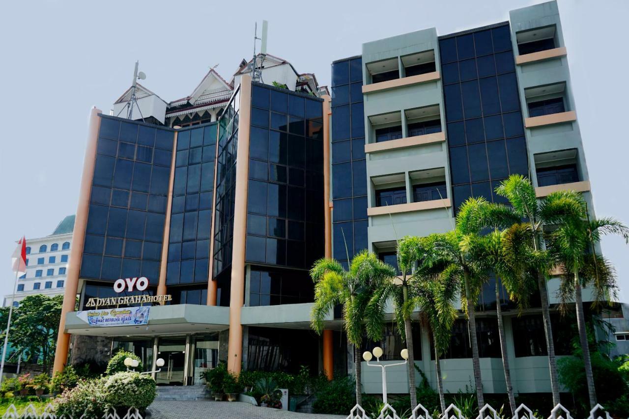 Oyo 805 Hotel Dyan Graha Pekanbaru Exterior foto